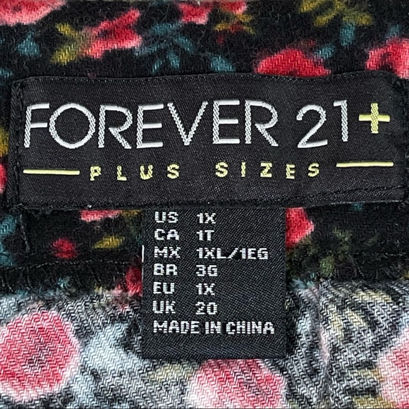 Forever21+ plus size 1x black with red blue & green floral skater mini skirt EUC - Picture 10 of 11